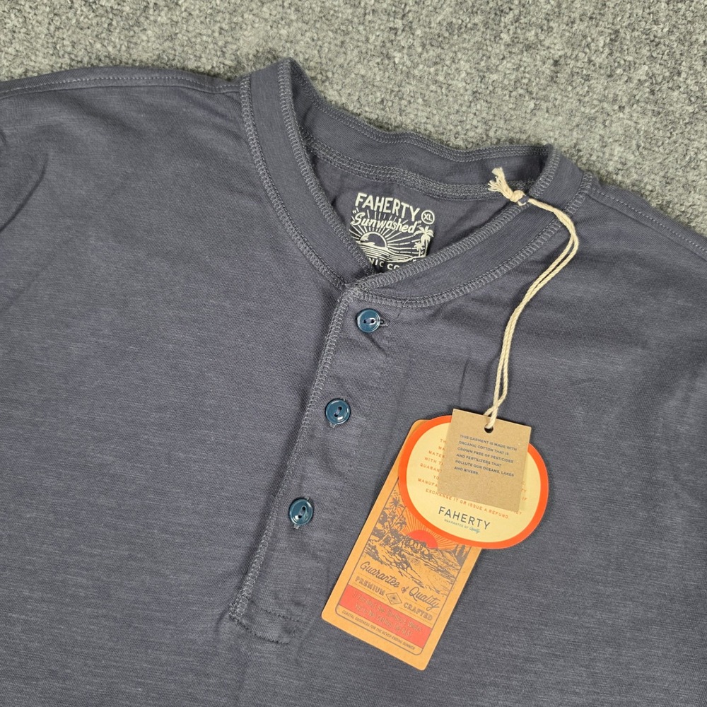 Faherty Sunwashed Henley Shirt Mens XL Dune Navy Short Sleeve Organic Cotton NWT